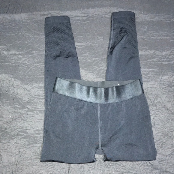 Cotton on body leggings size M - Picture 1 of 5